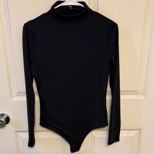 Express Body Contour High Compression Long Sleeve Bodysuit Black